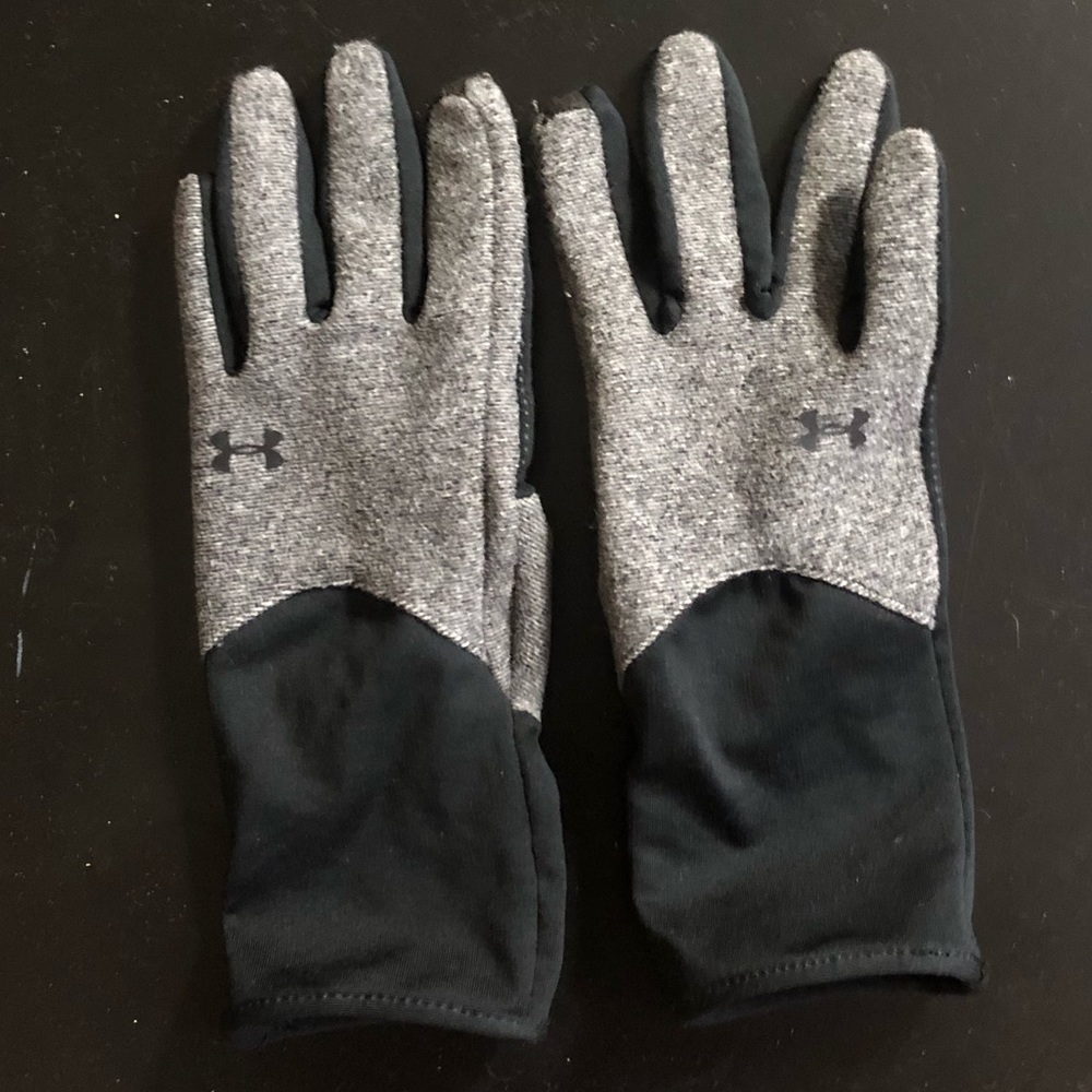Underarmour gloves